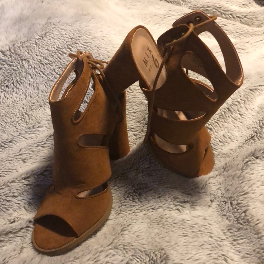 NWT Suede Heels!